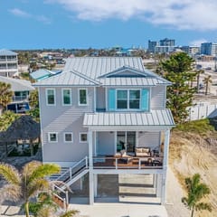 118 Luxury 4 Bed w/ Den 4.5 Bath | Heated Pool & Spa