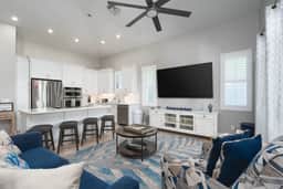 134 Ocean's 11: Heated Pool, BBQ & Beach Access - Image 2