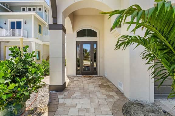 3132/3134 Curious Tides Gulf-Front 10BR Estate: Private Pools, S - Image 4
